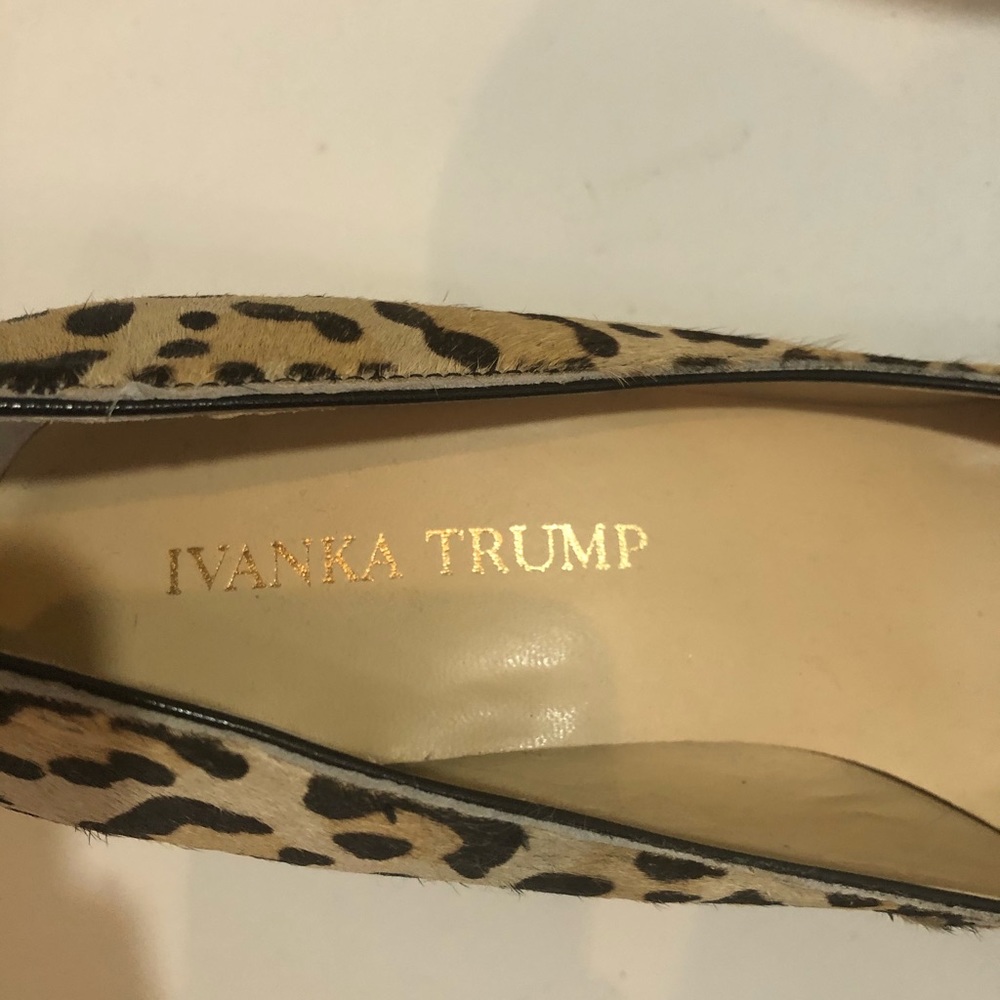 Ivanka Trump horse hair cheetah pumps - Picture 6 of 7
